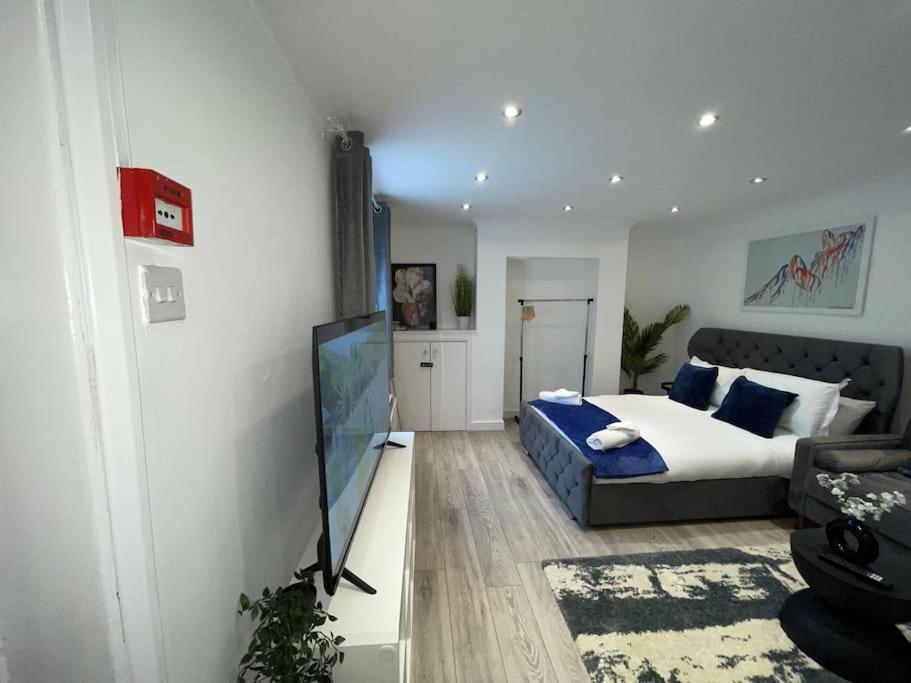 Stylish Cosy Studio Apartment Gravesend Exterior photo